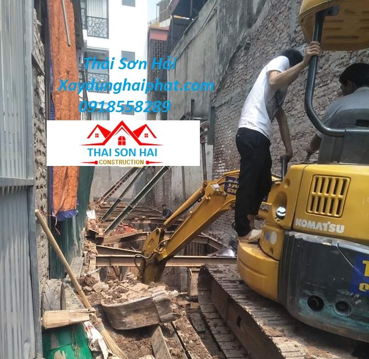 doi-thi-cong-pha-do-sua-chua-nha-sua-chua-nha-tron-goi-ha-noi-1