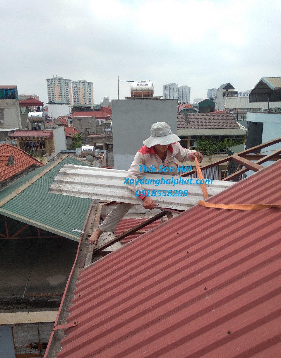 doi-tho-chong-dot-mai-ton-sua-chua-mai-ton-chat-luong-o-hn-1
