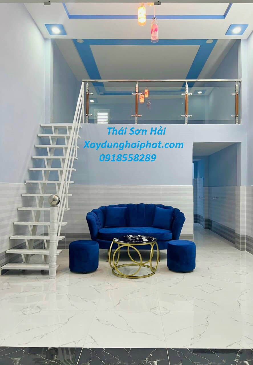 doi-tho-lam-cau-thang-inox-cau-thang-sat-chac-chan-o-HN-5