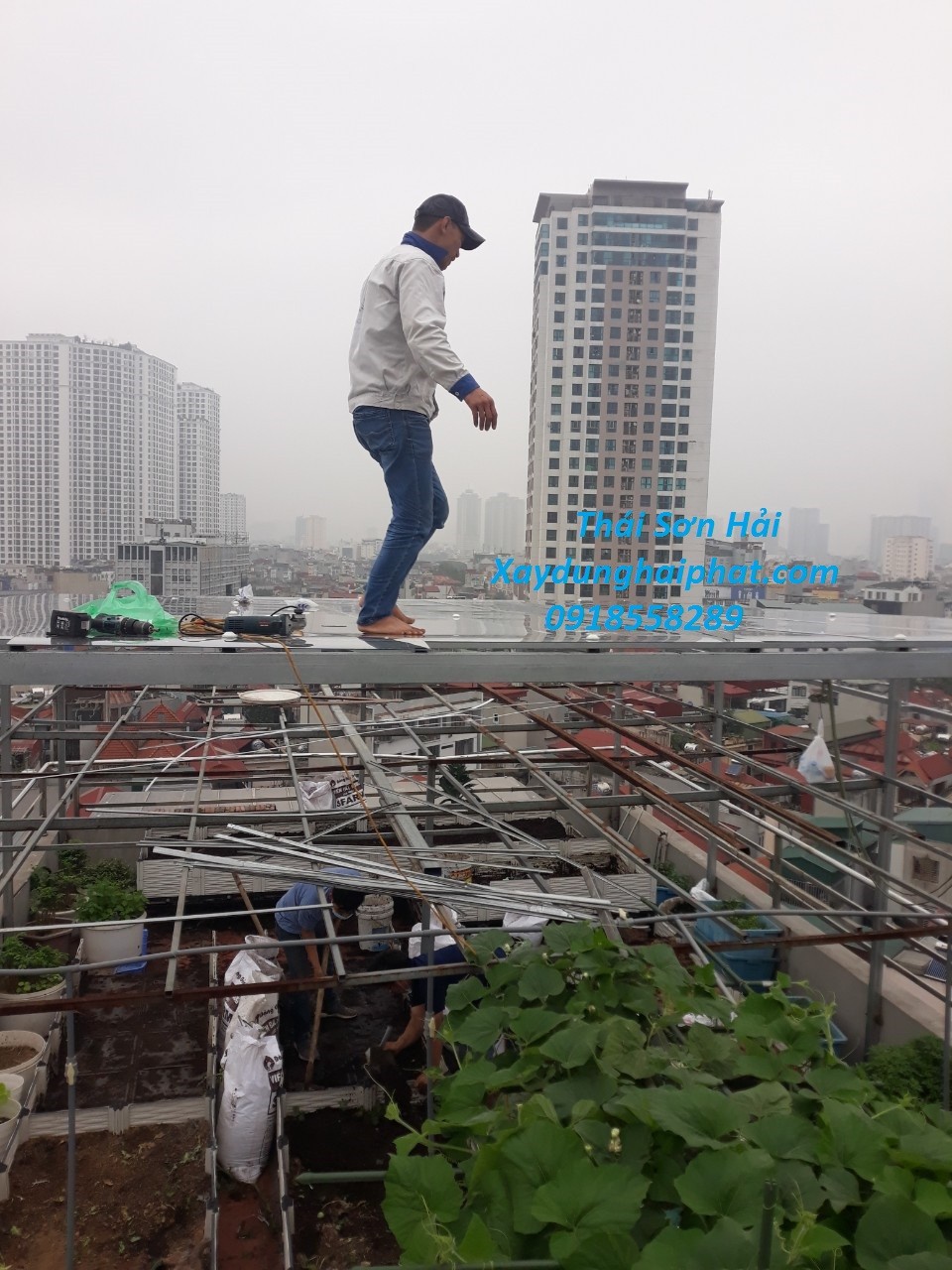 doi-tho-lop-mai-poly-lop-mai-che-poly-chat-luong-o-hn-4