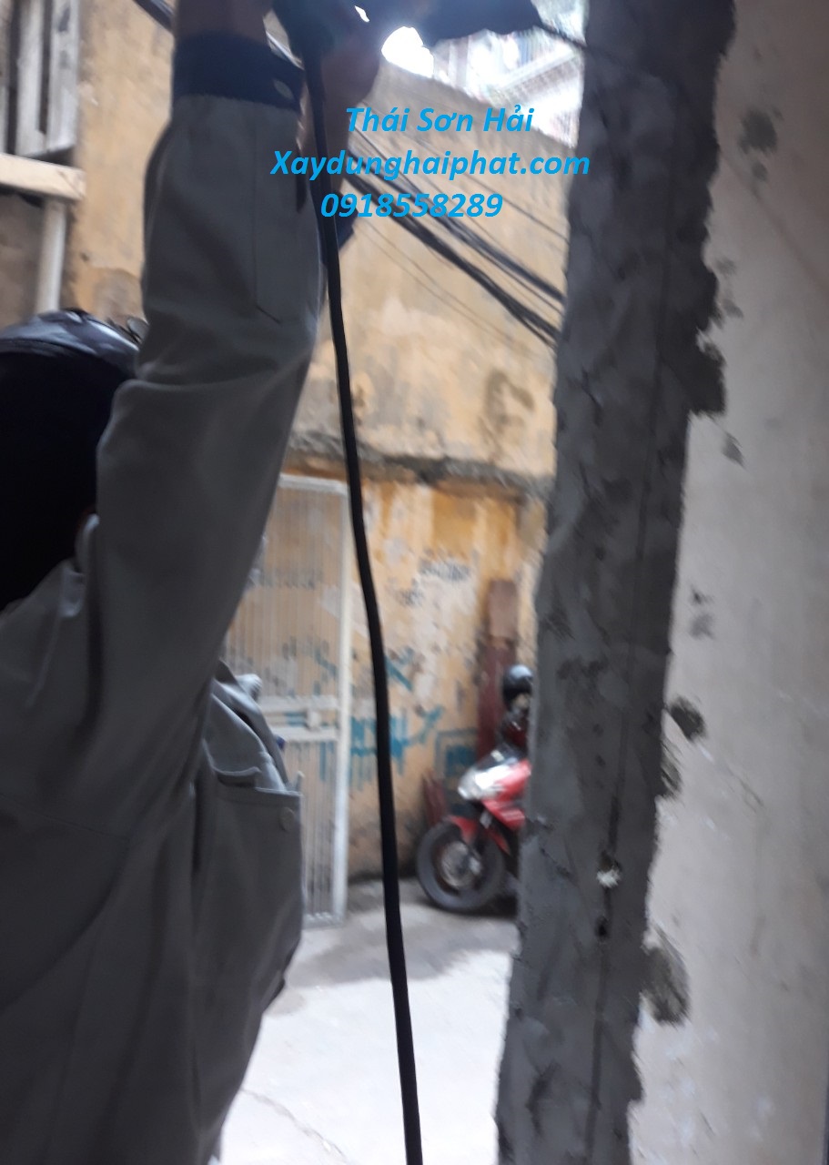 doi-tho-pha-do-cat-tuong-lap-cua-o-HN-5