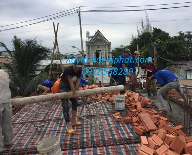 doi-tho-thi-cong-xay-dung-ha-noi-chuyen-nhan-sua-chua-nha-gia-re-1