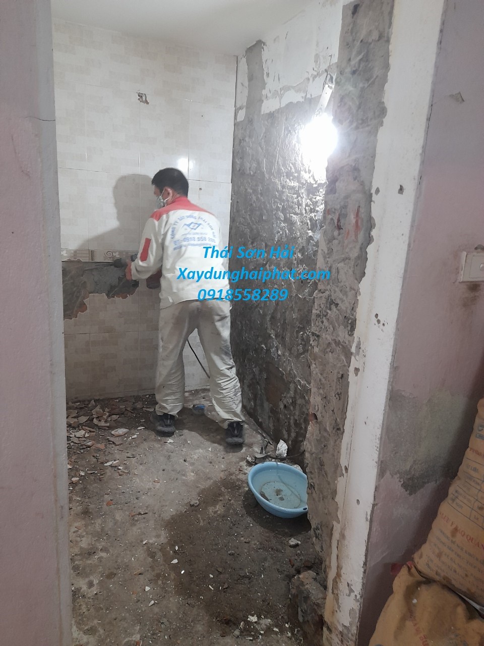 doi-tho-xay-sua-nha-nhan-sua-chua-cai-tao-nha-o-dan-dung-tai-hn-2