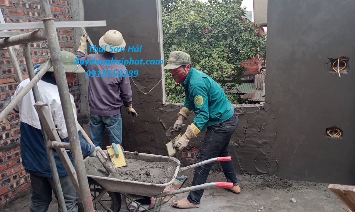 doi-tho-xay-tuong-doc-bo-tuong-cu-trat-lai-o-ha-noi-2