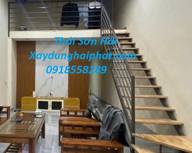 don-vi-lam-cau-thang-sat-uy-tin-cau-thang-sat-ben-dep-Ha-Noi-4