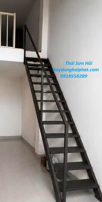 don-vi-lam-cau-thang-thep-nham-nhan-lam-cau-thang-sat-tan-noi-Ha-Noi-2