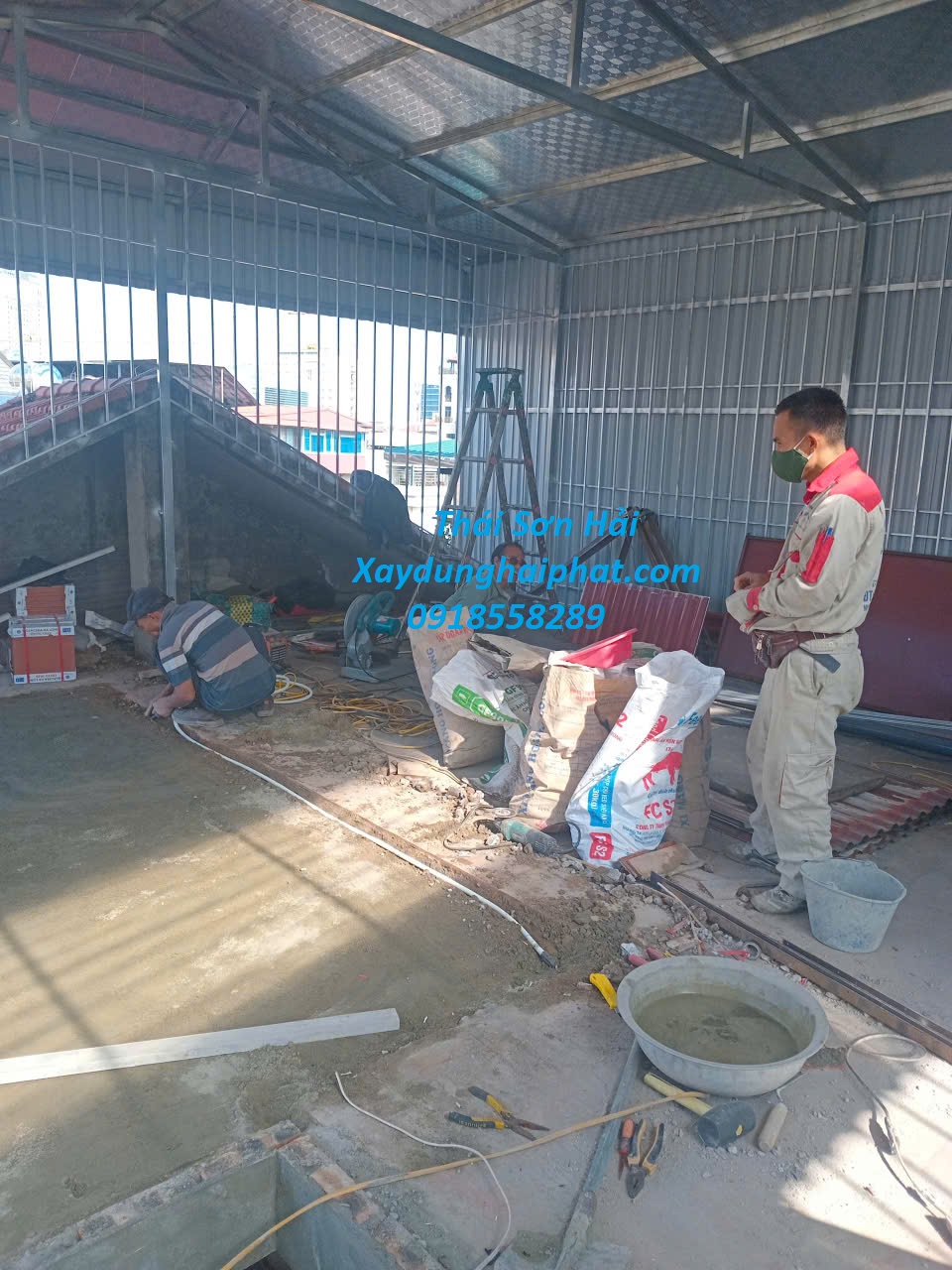 don-vi-lam-cua-sat-mai-ton-dep-o-Ha-Noi-uy-tin-1