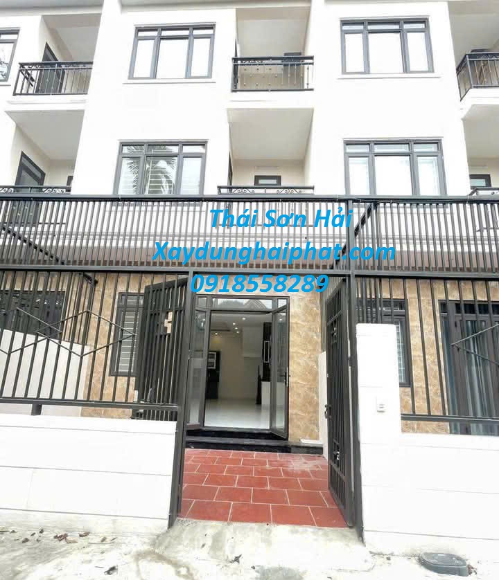 don-vi-lam-khung-bao-ve-cua-sat-mai-ton-gia-re-o-HN-5