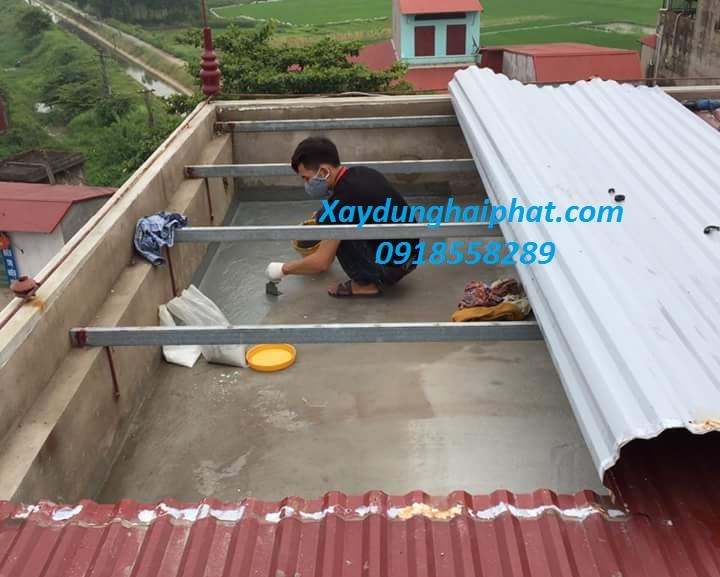 ky-thuat-chong-tham-san-thuong-tran-nha-bi-nut-ngang-hieu-qua-2