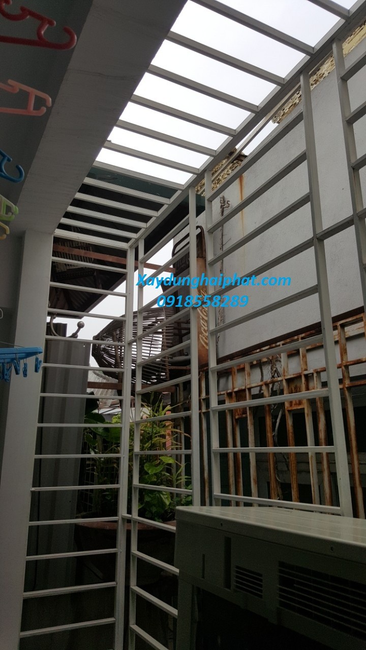 lam-chuong-cop-inox-lan-can-ban-cong-hang-rao-sat-hop-dep-o-hn-gia-re-5