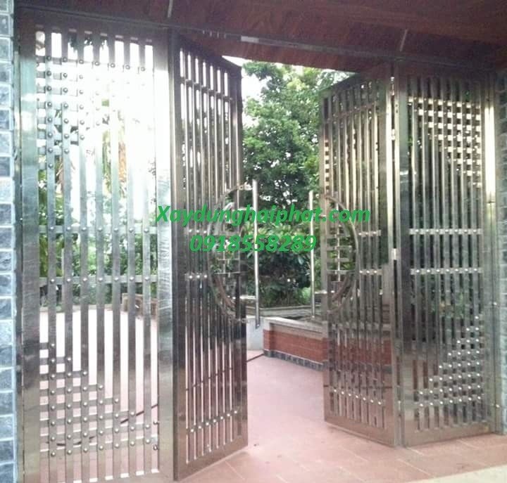 lam-lan-can-hang-rao-cua-sat-dep-tai-hn-3
