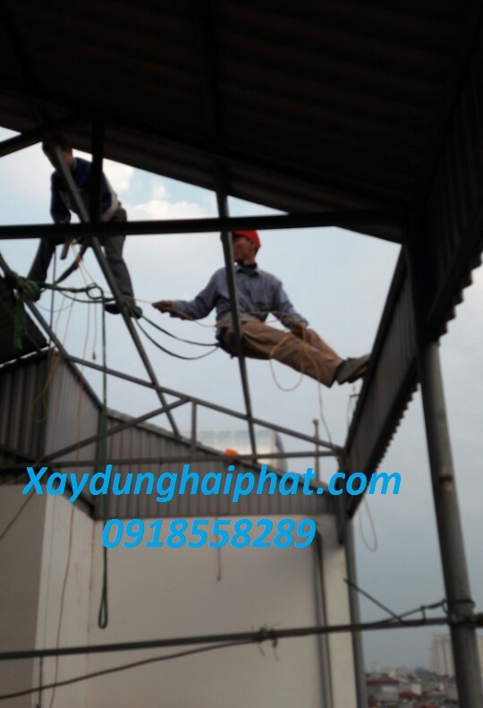 lam-mai-ton-lanh-mai-ton-cach-am-cach-nhiet-gia-re-ha-noi-2