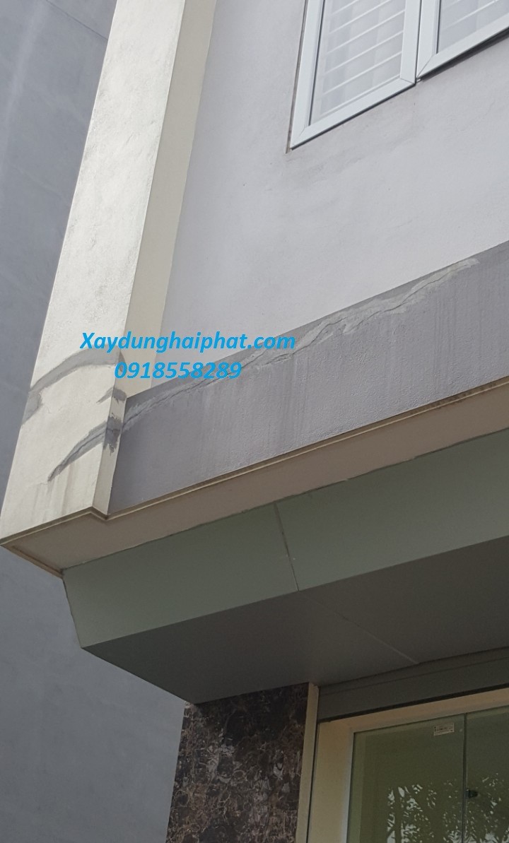 nguyen-nhan-nut-co-tran-nha-nut-doc-tuong-bien-phap-xu-ly-1