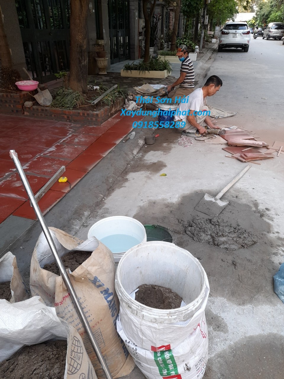 nha-thau-chuyen-nhan-cai-tao-sua-chua-nha-cu-son-sua-nha-hn-1