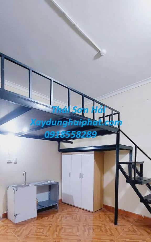 nhan-lam-gac-lung-lam-gac-lung-bang-sat-gia-dinh-tai-Ha-Noi-5