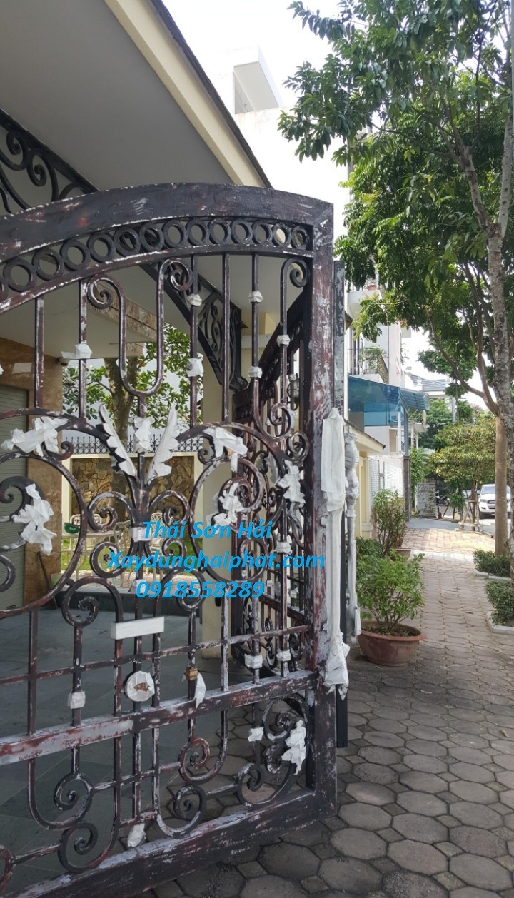 nhan-son-cong-sat-son-do-sat-noi-ngoai-that-o-ha-noi-2
