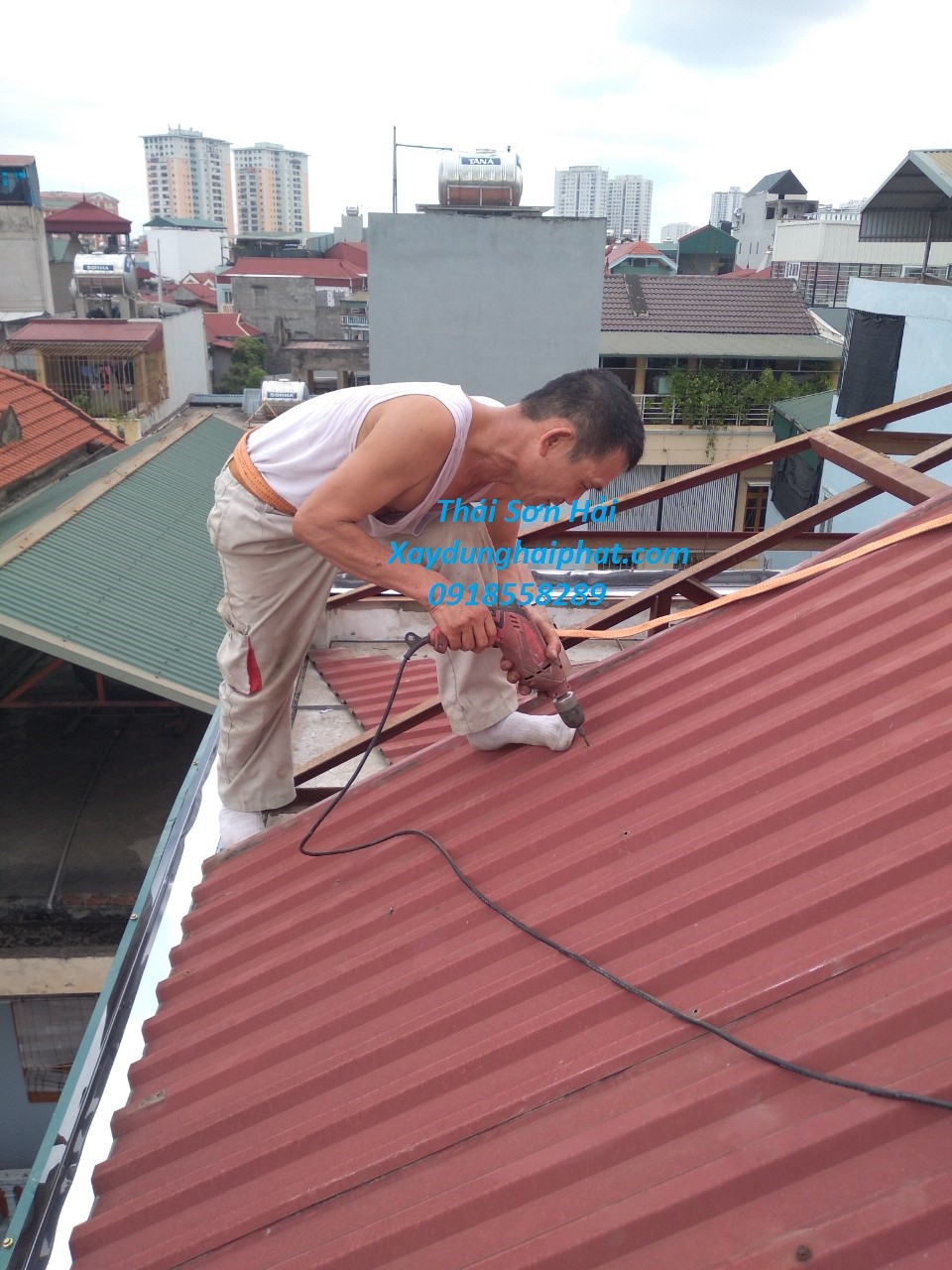 nhan-sua-chua-thay-moi-mang-mai-ton-inox-tai-thanh-xuan-3