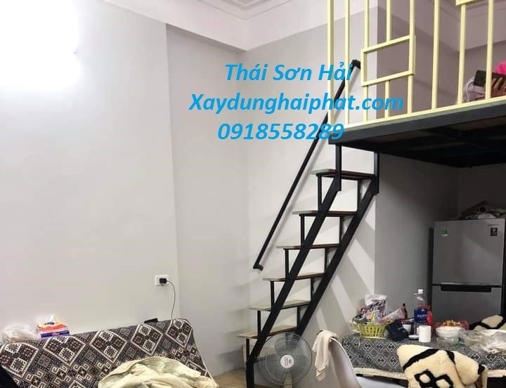 nhan-thi-cong-gac-xep-gia-re-lam-gac-xep-khung-sat-o-ha-noi-tron-goi-1