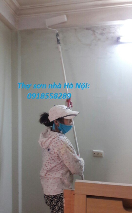 son-lai-tuong-nha-cu-cach-loai-bo-lop-son-cu-don-gian-hieu-qua