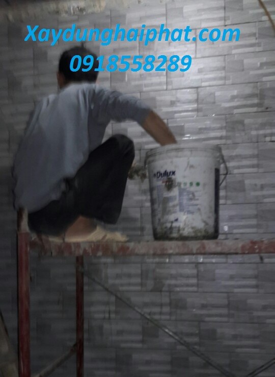 son-sua-nha-quet-voi-ve-trang-tri-nha-don-tet