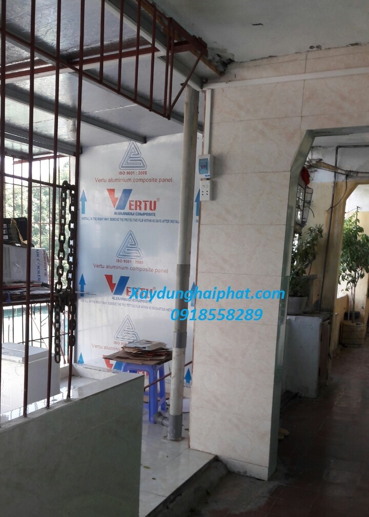 sua-chua-cai-tao-nha-tap-the-coi-noi-ban-cong-chung-cu-tai-thanh-xuan-3