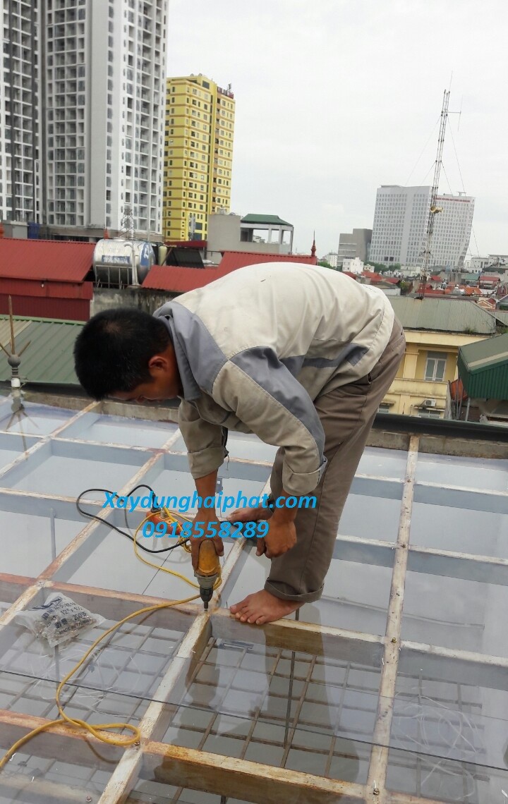 thi-cong-cua-sat-mai-ton-lam-cua-sat-gia-re-tai-ha-noi-5