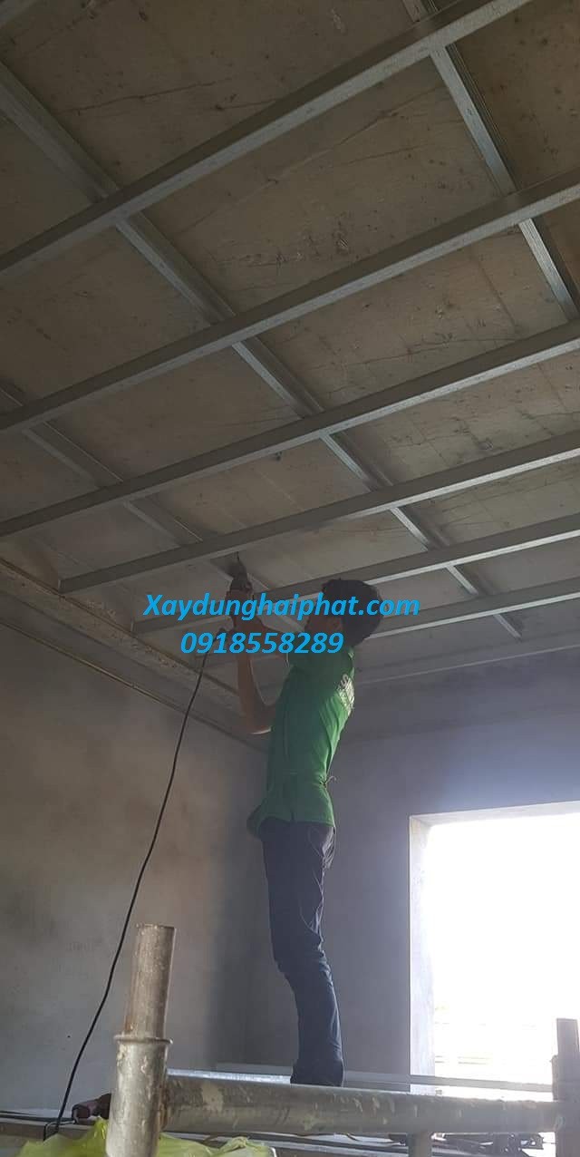 thi-cong-gac-lung-gac-xep-go-gac-xep-sat-tai-hn-gia-re-4