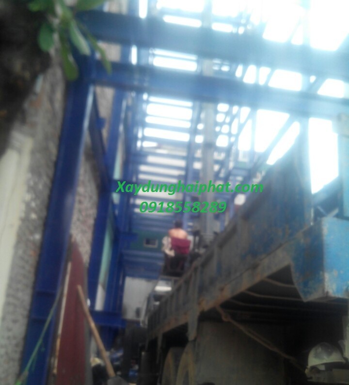 thiet-ke-nha-khung-thep-mai-ton-thi-cong-lam-mai-ton-chuyen-nghiep-o-hn-1