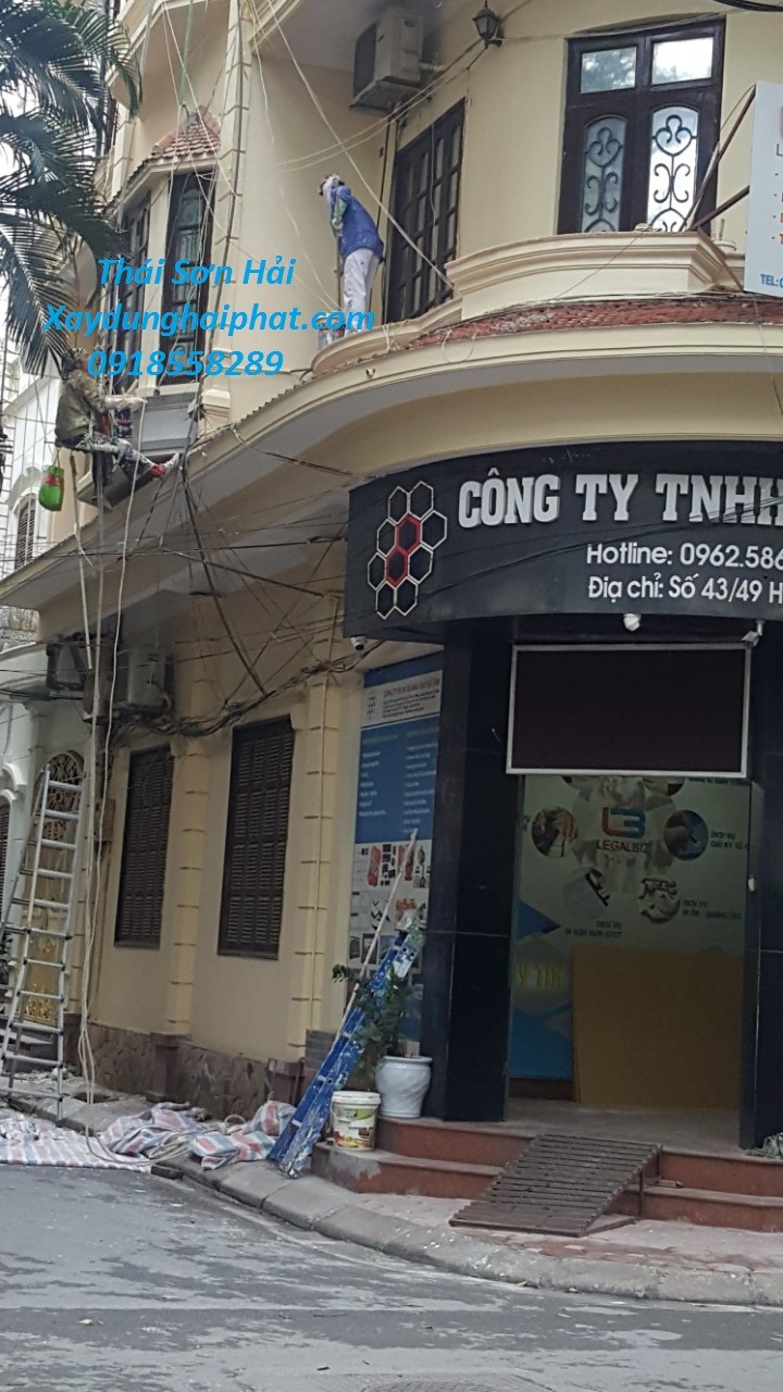 tho-chong-tham-hn-huong-dan-cach-xu-ly-tuong-bi-nut-tham-nuoc-hieu-qua-1