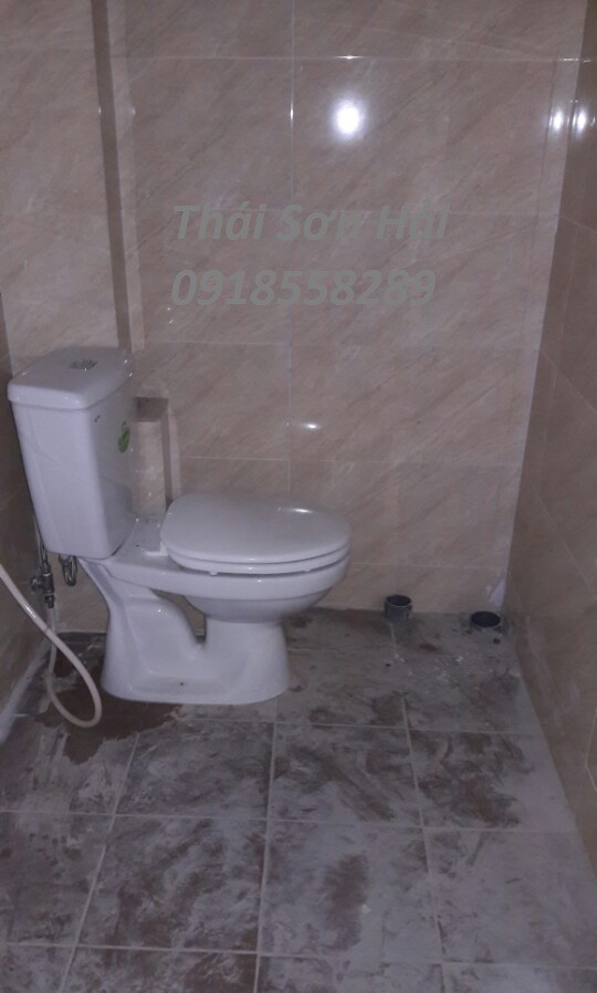 tho-chong-tham-wc-ha-noi-chuyen-xu-ly-chong-tham-nha-ve-sinh-cu-tai-ba-dinh-2