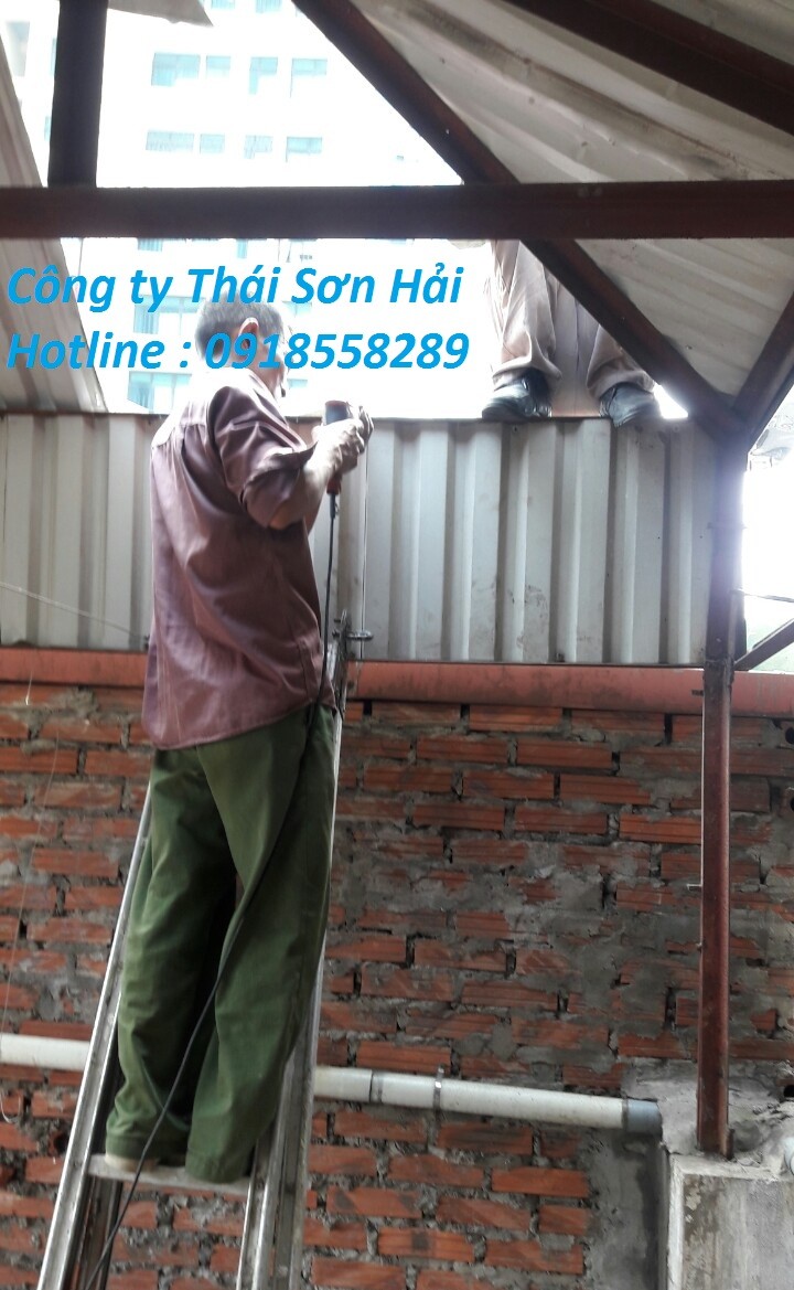 tho-chuyen-gia-co-lap-dat-sua-chua-mai-ton-cu-gia-re-nhat-quan-cau-giay-3