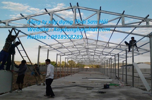 tho-chuyen-lam-nha-khung-sat-mai-ton-uy-tin-nhat-ha-noi-1