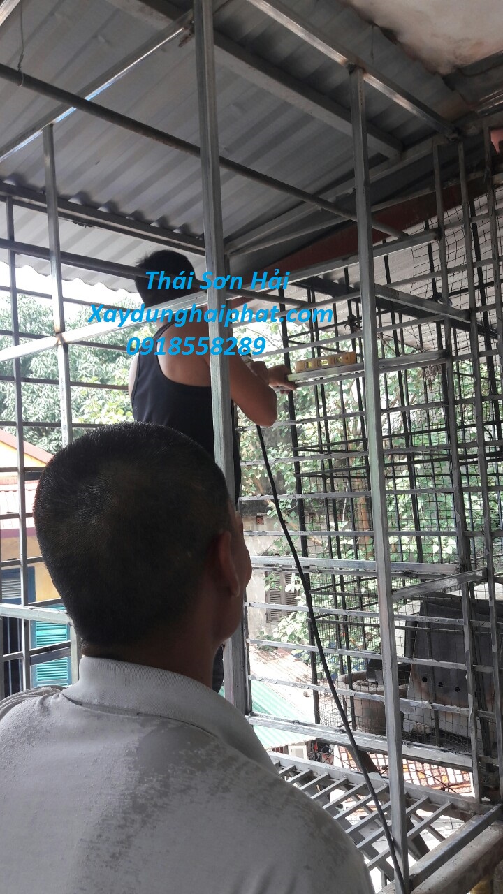 tho-han-khung-bao-ve-chuong-cop-thep-hop-ma-kem-o-HN-3