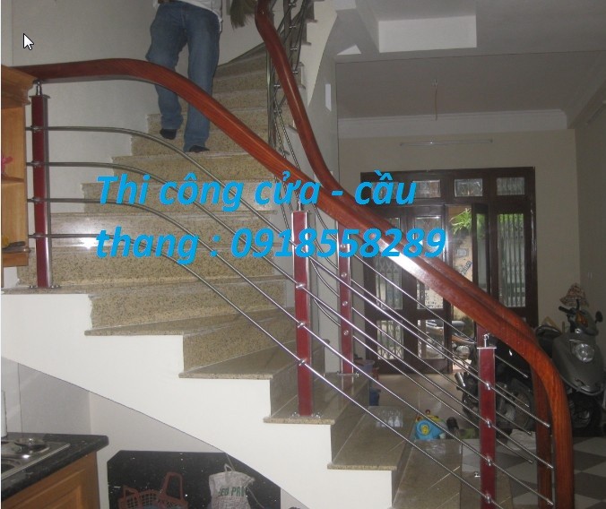 tho-lam-cau-thang-inox-tay-vin-go-lan-can-cau-thang-inox-304-o-ha-noi
