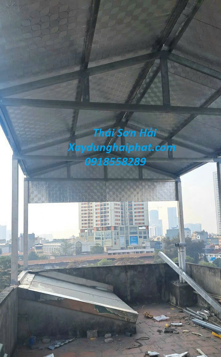 tho-lam-cua-sat-nha-dan-chuyen-lam-cua-sat-mai-ton-dep-Ha-Noi-3