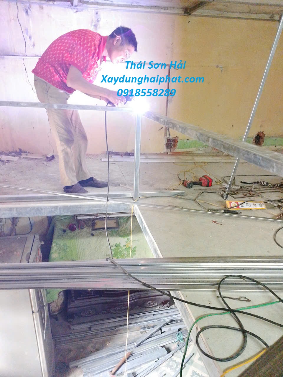 tho-lam-gac-xep-sat-tai-nha-lam-gac-lung-sat-tai-Thanh-Xuan-hn-2