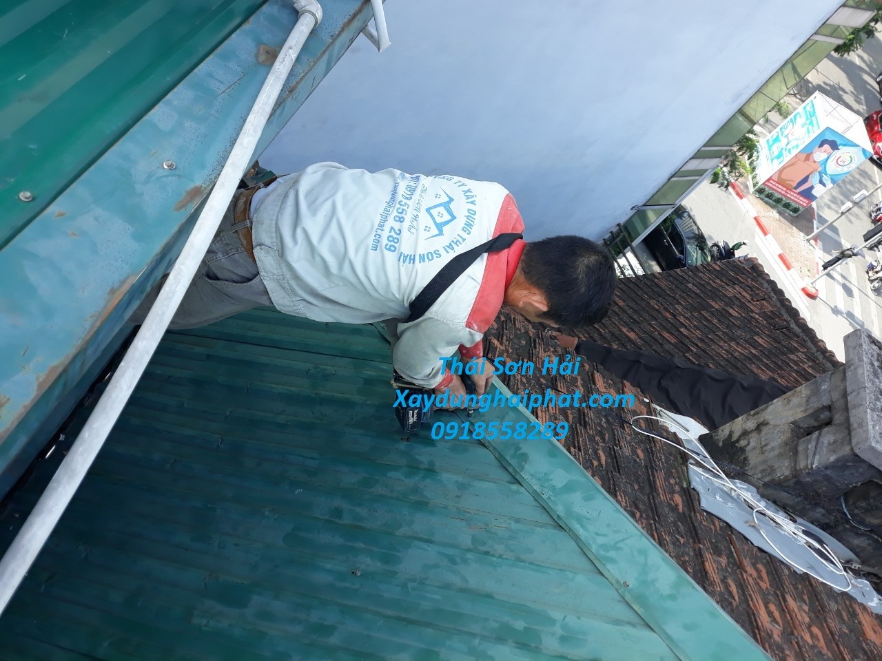 tho-lam-mang-xoi-ton-inox-chuyen-thay-mang-xoi-tai-ha-noi-2