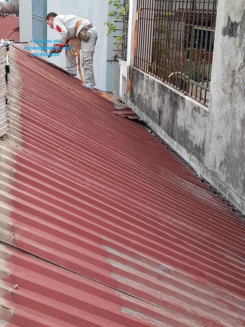tho-lam-mang-xoi-ton-inox-chuyen-thay-mang-xoi-tai-ha-noi-4