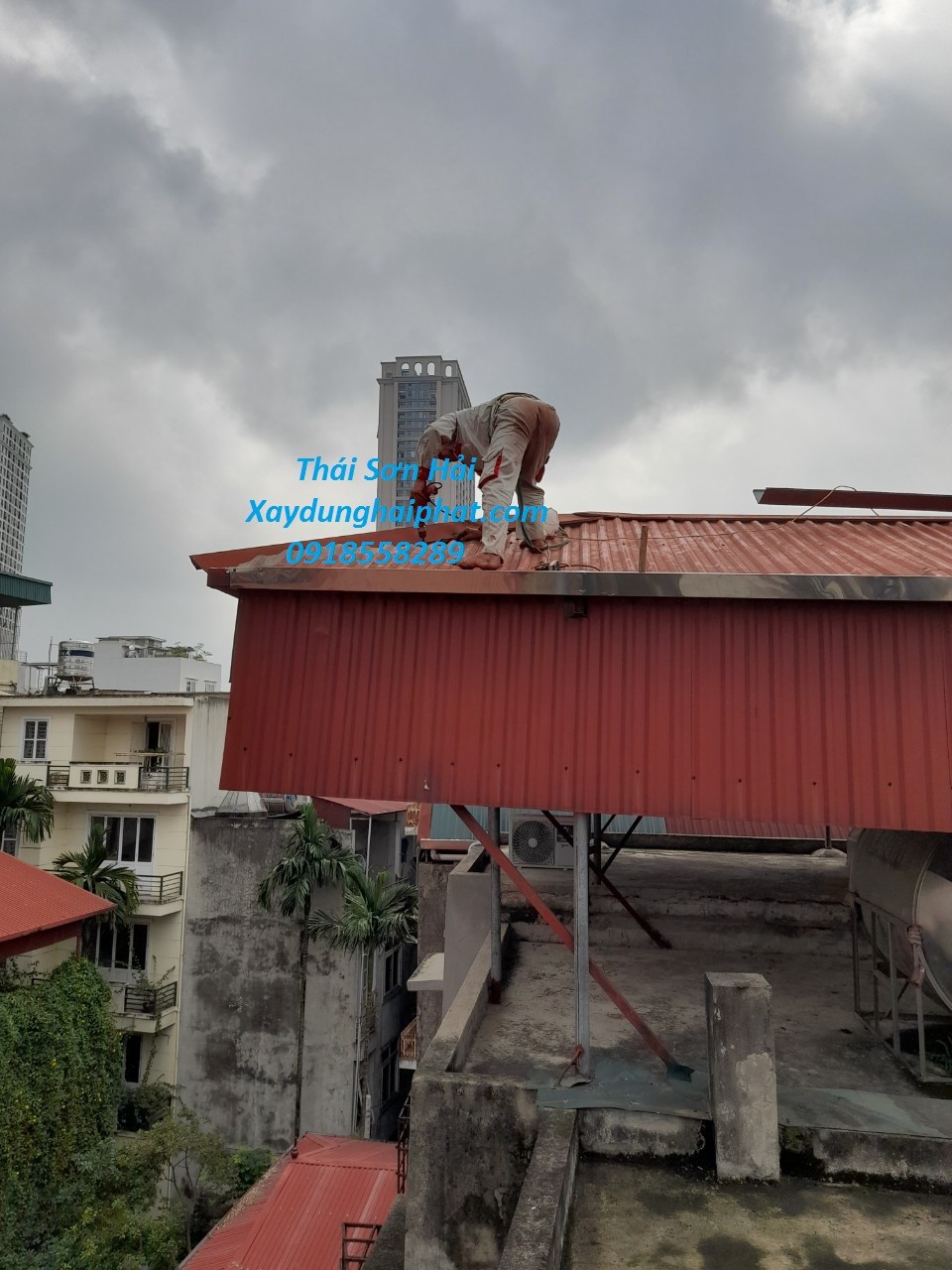 tho-lap-dat-mai-ton-nha-lam-mai-ton-san-thuong-tai-ha-noi-1