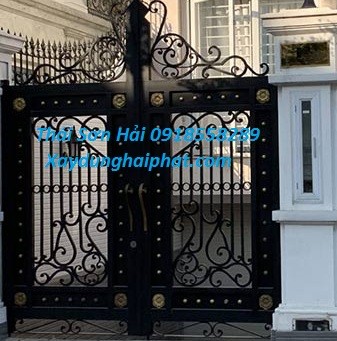 tho-son-cong-cua-hang-rao-sat-nhan-son-lai-cua-sat-o-ha-noi-gia-re-3
