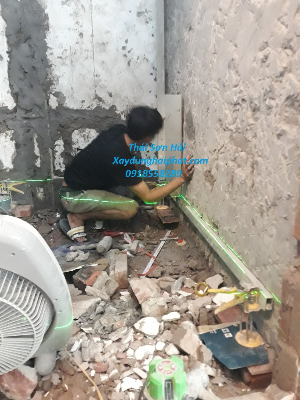 tho-sua-chua-chong-tham-wc-chong-tham-nha-ve-sinh-triet-de-o-hn-5