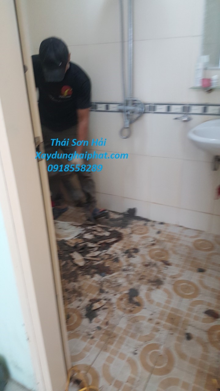 tho-sua-chua-nha-ve-sinh-chuyen-thi-cong-chong-tham-toilet-o-hn-2