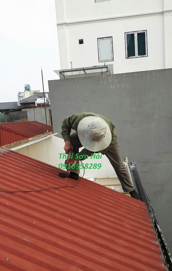 tho-thay-ong-mang-thoat-nuoc-mai-ton-chong-dot-mai-ton-tai-dong-da-1
