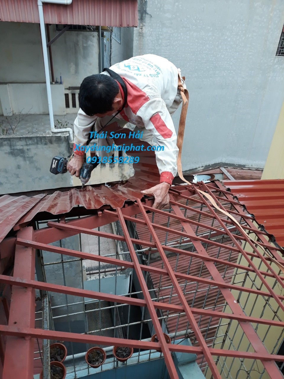 tho-thay-sua-mang-xoi-lam-mang-hung-nuoc-mai-ton-chuyen-nghiep-o-ha-noi-1