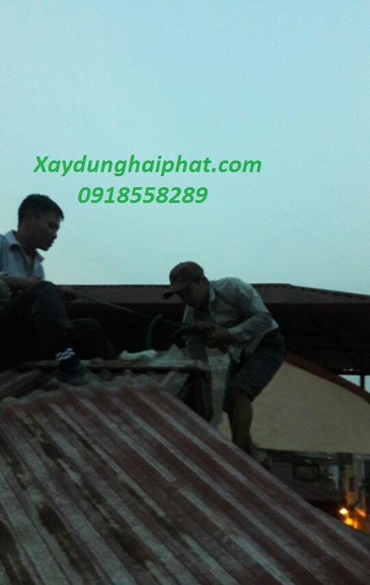 tho-thi-cong-mang-xoi-sua-mai-ton-chong-ngam-gia-re-o-hn