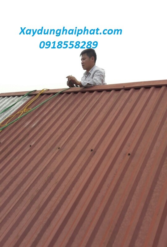 tho-thi-cong-mang-xoi-sua-mai-ton-chong-ngam-gia-re