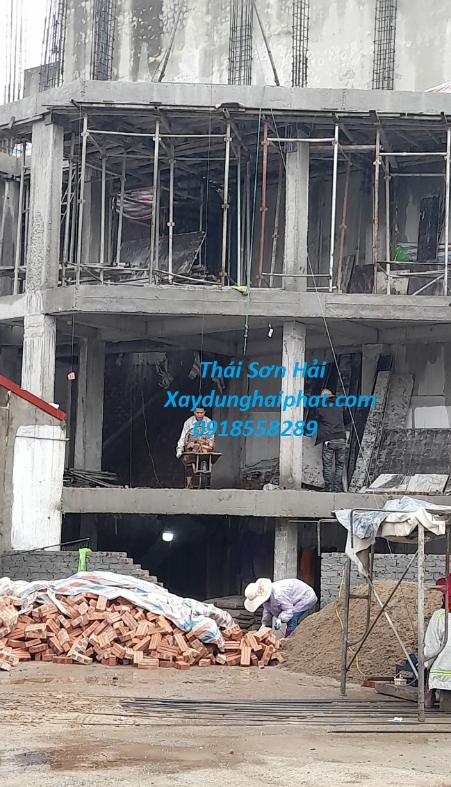 tho-xay-sua-nha-doc-trat-tuong-nha-cu-o-ha-noi-chuyen-nghiep-3