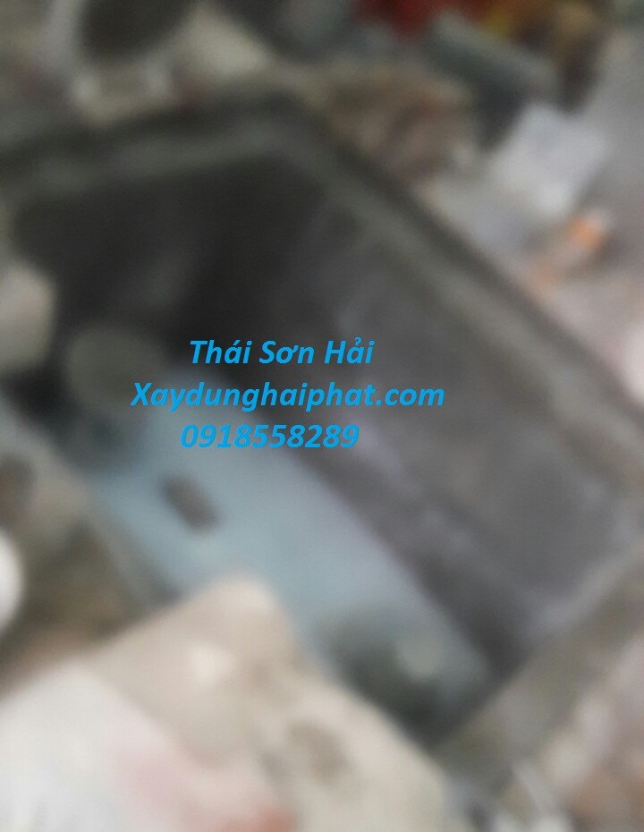 thue-doi-tho-chong-tham-be-nuoc-chong-tham-nut-be-tai-long-bien-4