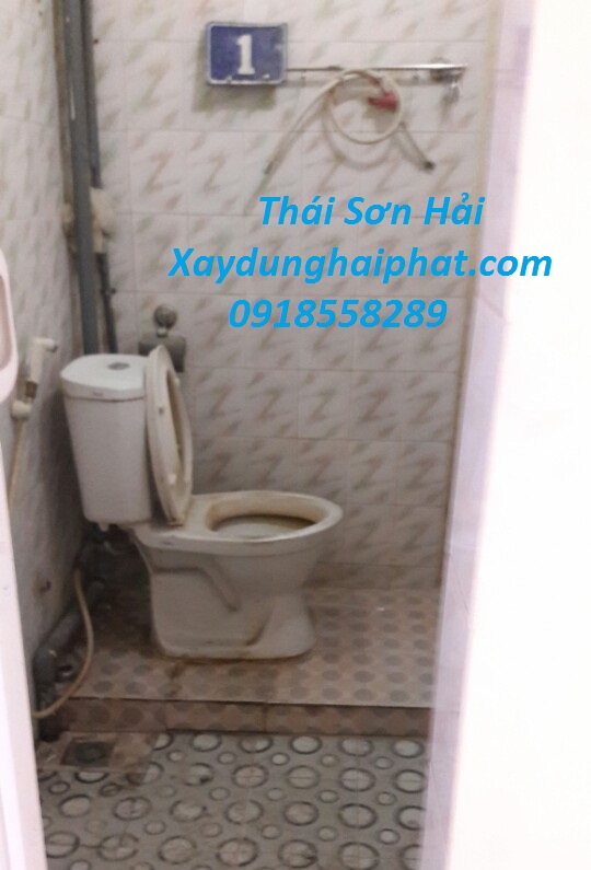 thue-tho-chong-tham-nha-tam-cu-xu-ly-tham-toilet-triet-de-o-HN-3