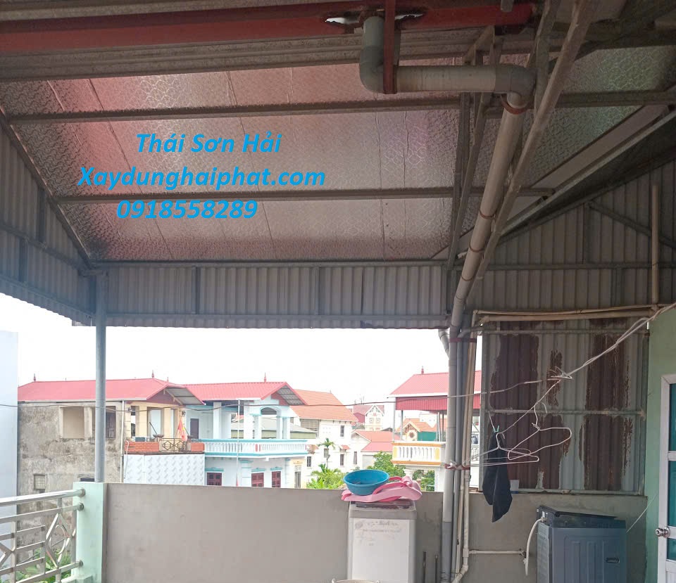 thue-tho-lam-mang-xoi-inox-thay-the-mang-xoi-cu-nha-pho-Ha-Noi-1